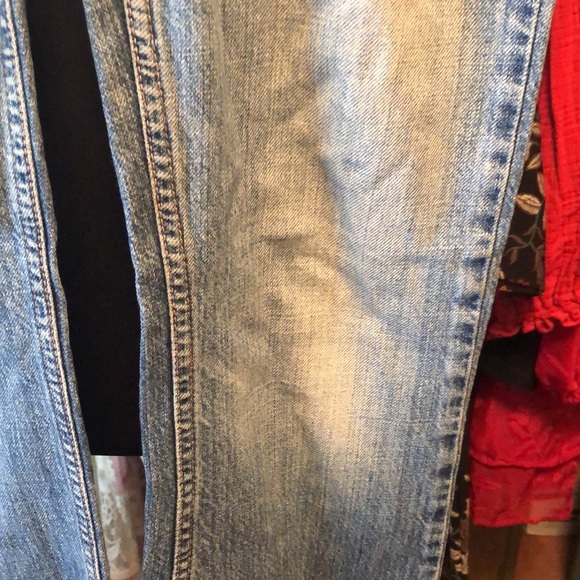 COPY - Hollister Blue Jeans size 5 short - Picture 7 of 14